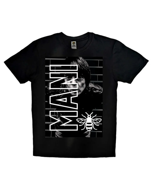 RIP Mani Tribute T-Shirt – Stone Roses & Primal Scream Legend – Manchester Music Icon Tee | Black or White | Adults Unisex | GrizzlyGFX